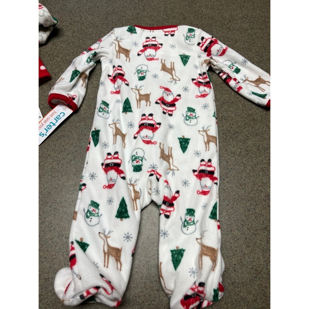 Christmas Carter's NWT 6 mo fleece sleeper Santa and reindeer - Picture 4 of 4